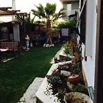 Ada לינה וארוחת בוקר Çeşme