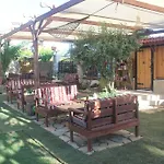 לינה וארוחת בוקר Ada