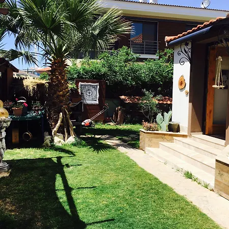 فندق مبيت وإفطار Ada 2*