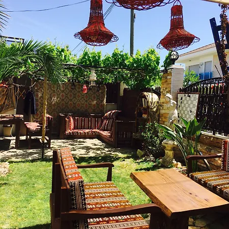 Ada 2* Çeşme