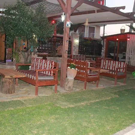 Ada 2* Çeşme
