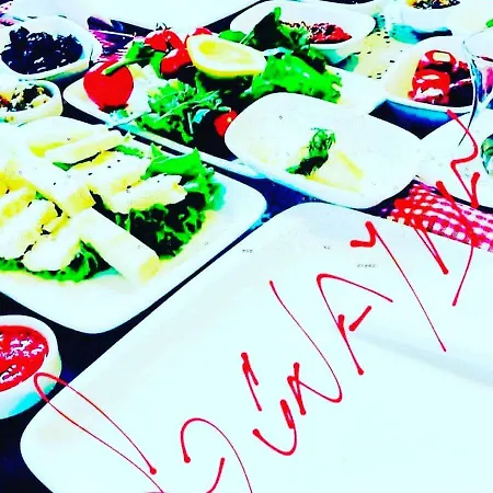 Ada فندق مبيت وإفطار Çeşme