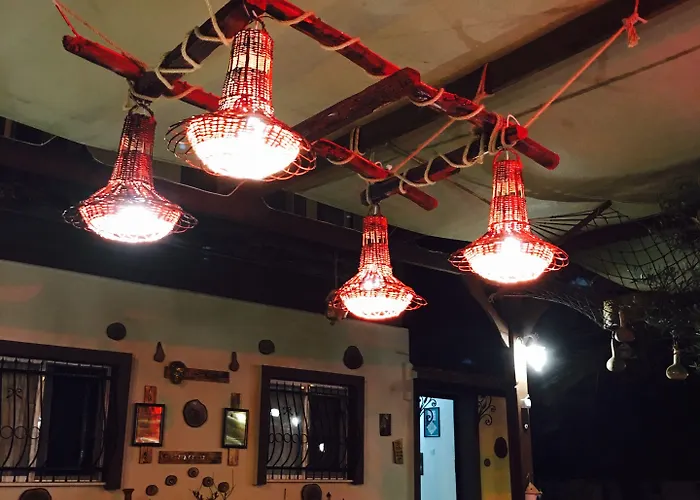 住宿加早餐酒店 Ada 2*