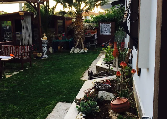 Ada 住宿加早餐酒店 Çeşme