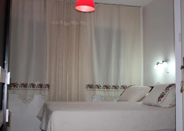 Ada Bed & Breakfast Çeşme