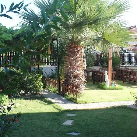 Ada Bed & Breakfast