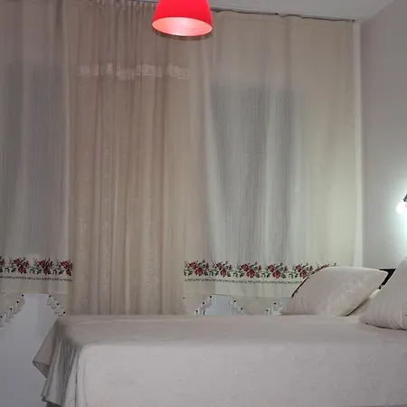 Ada Bed & Breakfast Cesme